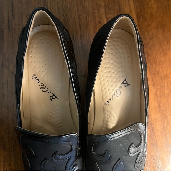 Bellini Bengal Pumps Women's Size 7, black  Pointy Toe Kitten Heel Slip On. - Picture 5 of 11